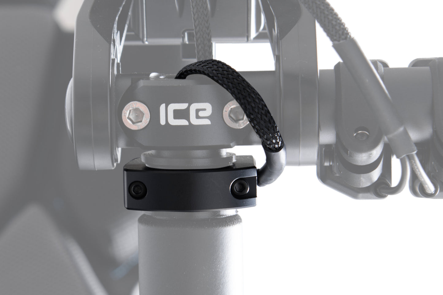 Blinkeranlage velorian für ICE Trikes Blinker Schalter montiert am Lenker des Liegedreirads, Ansicht Rückseite